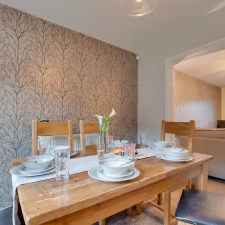 3 Bed In Oc-s100 * Scarborough