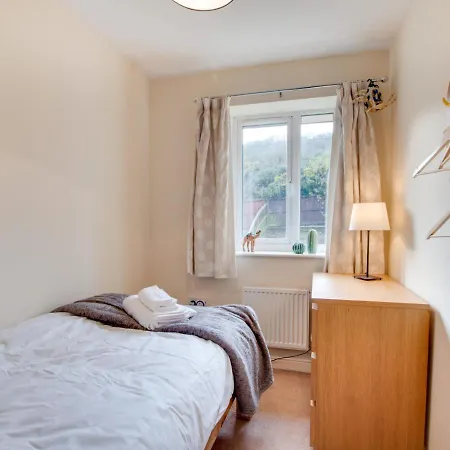 3 Bed In Oc-s100 Feriehus