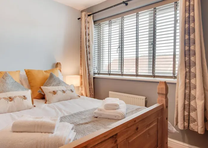 3 Bed In Oc-s100