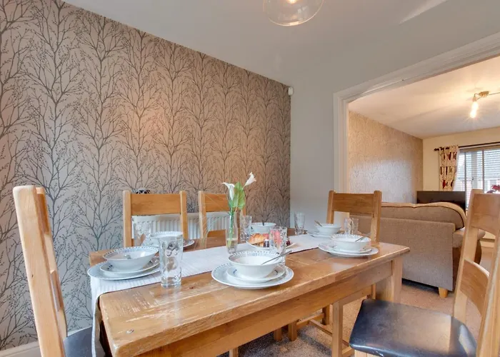 3 Bed In Oc-s100 * Scarborough